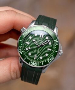 Omega Seamaster Diver 300 Automatic